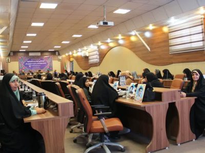 گردهمایی خواهران معظم شهدا در شیراز به مناسبت روز پرستار