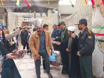 بسیجیان شهرستان مهر در راه مناطق عملیاتی جنوب کشور