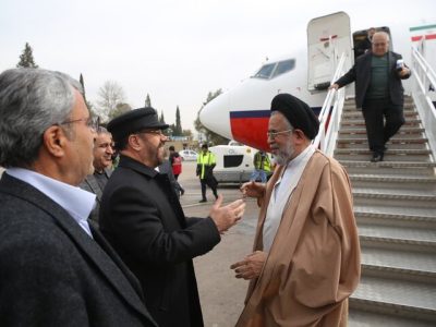 دستیار ویژه رئیس جمهور در امور اقوام، ادیان و مذاهب وارد شیراز شد