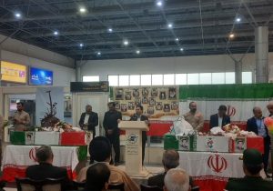 تشییع پیکر مطهر دو شهید تازه تفحص شده لامرد بر دوش مسئولان و محیط بانان این شهرستان