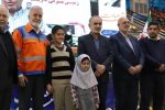 تقدیر از برگزیدگان پویش هر روز یک زباله از روی زمین برمی‌داریم