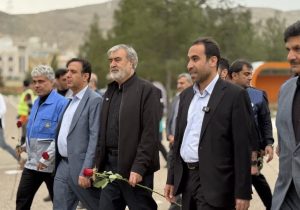 قدردانی رئیس کمیسیون امنیت ملی و سیاست خارجی مجلس شورای اسلامی از تلاش‌های نوآورانه و خدمات ستاد اسکان میهمانان نوروزی ورودی شمالی شیراز در کمپ زیباشهر