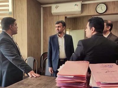 دیدار سرزده و پاسخ گویی دادستان مرکز استان فارس به ۸۶ نفر از مراجعان در دادسرای ناحیه دو شیراز