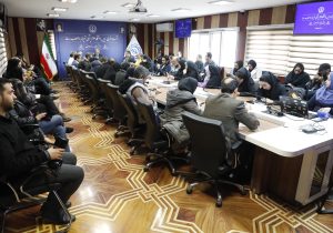 توصیه رئیس دانشگاه علوم پزشکی شیراز برای پیوستن مردم به پویش ملی نه به تصادف