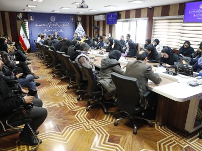 توصیه رئیس دانشگاه علوم پزشکی شیراز برای پیوستن مردم به پویش ملی نه به تصادف