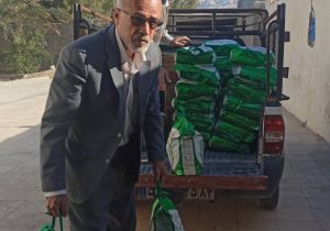 اهدای ۵۰۰ بسته معیشتی بین نیازمندان شهر وراوی