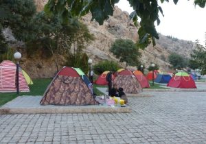 نصب چادر برای اسکان نوروزی در بوستان‌ها و پیاده رو‌های شیراز ممنوع شد