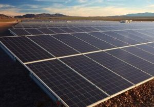 الزام دستگاه‌های اجرایی فارس بر نصب پنل‌های خورشیدی