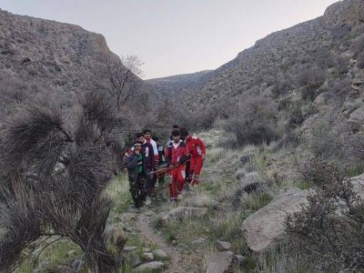 انتقال پیکر بی جان فرد ۵۰ ساله از ارتفاعات کوه‌های ارسنجان