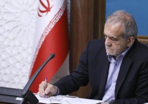 کاسبی عده‌ای بدون انجام کار/ هر کس ارز ۲۸هزار و ۵۰۰ تومانی می‌گیرد، دارد رانت می‌گیرد