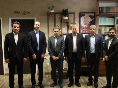 ضرورت اطلاع رسانی به دانش آموزان استان فارس برای عکس دار کردن شناسنامه و دریافت کارت ملی