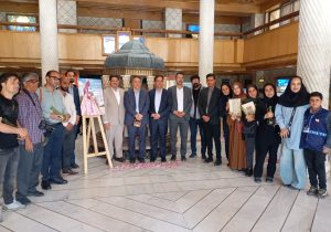عکاسان خبری گل و گلاب میمند را به نمایشگاه رساندند
