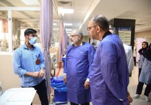 عیادت بازرس کل استان فارس و مشاور رئیس سازمان بازرسی از مجروحان حادثه بندر شهید رجایی در شیراز