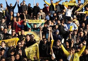 دیدار فجر با نماینده تهران در ورزشگاه حافظیه