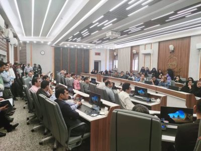 نشست همدلانه کارمندان و مدیران برق منطقهای فارس برای بررسی مسائل حقوقی و مزایای شغلی