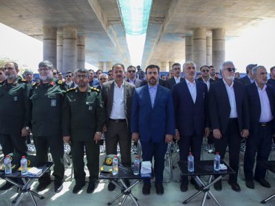 تدوین سند توسعه گردشگری راه توسعه گردشگری استان را هموار می‌کند /شیراز یک کارگاه بزرگ عمرانی است