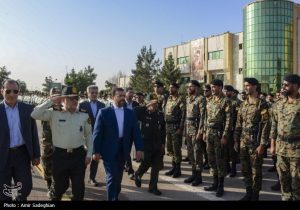 برگزاری مراسم صبحگاه مشترک نیروهای مسلح فارس