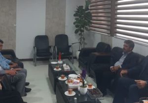 بازدید شیبانی رئیس اتاق اصناف استان از دفتر اتاق اصناف شهرستان سرجهان