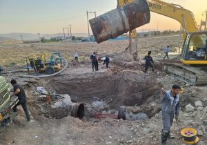 اقدام جهادی آب منطقه‌ای فارس در تعمیر خط یک آبرسانی به شیراز