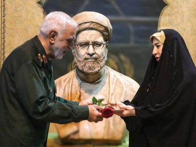 رونمایی از سردیس شهید آیت‌الله رئیسی در دانشکده علوم قرآنی شیراز