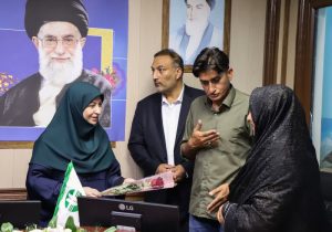 دیدار با خانواده شهدای محیط زیست فارس