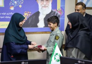 دیدار با خانواده شهدای محیط زیست فارس