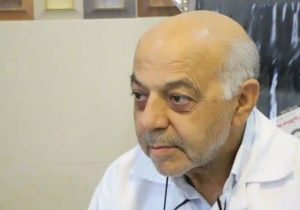 می‌خواستم متخصص داخلی شوم، اما وقتی اهمیت التیام مجروحان را دیدم، جراحی را انتخاب کردم