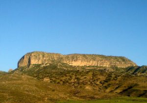 مهار آتش در قلعه سفید ممسنی