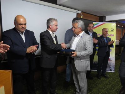 تقدیر معاون بهداشت وزارت بهداشت از مشاور عالی رئیس دانشگاه علوم پزشکی شیراز در نشست کشوری فوکال پوینت های ناقلین آربوویروس ها در بندرانزلی