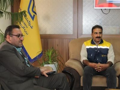 تقدیر از پستچی خوش‌برخورد شیرازی در پی واکنش مثبت یکی از شهروندان در فضای مجازی