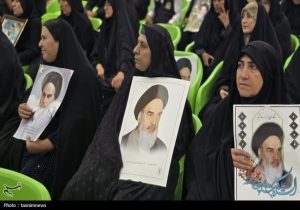اعزام ۱۰ هزار نفر زائر از فارس برای حضور در سالگرد امام(ره)