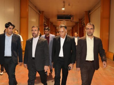بازدید استاندار فارس از ۶ مجموعه تولیدی و صنعتی در شهرک صنعتی بزرگ شیراز
