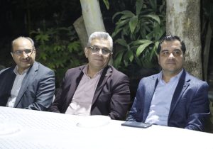 نشست صمیمانه مشاور عالی رئیس دانشگاه با جمعی از اساتید و دانشجویان دانشکده داروسازی