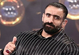 بمیرم ندهم تن به غیر وطن