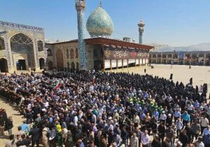 برگزاری مراسم تشییع پیکر مطهر شهیدان سردار منصور صفرپور و آزاد زارع پور در شیراز