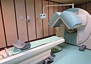 ارائه خدمات تخصصی پزشکی هسته‌ای به بیش از ۸۰۰ بیمار در بیمارستان نمازی شیراز