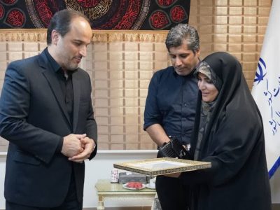 تقدیر رئیس سازمان ثبت احوال کشور از مجری شبکه خبر