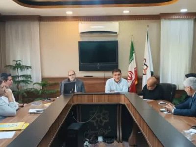 برگزاری جلسه طرح احیای محلات مسجد‌ محور در شهرداری منطقه شش شیراز