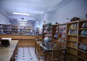 کتابخانه بزرگ شیراز در قلب حرم سیدعلاالدین حسین(ع)