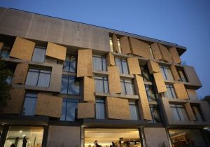 بازدید و نظارت سرپرست میراث فرهنگی فارس از  دو هتل در حال ساخت شیراز