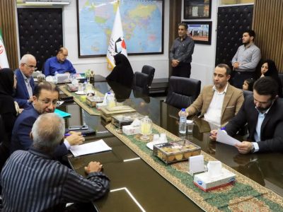 دیدار چهره به چهره مدیرکل بنیاد فارس با ۴۵ ایثارگر استان