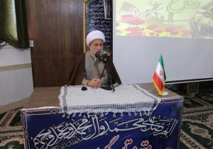 برگزاری مراسم گرامیداشت هفته دفاع مقدس در تیپ ۵۵ هوابرد شیراز