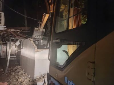 اجرای رأی کمیسیون ماده ۱۰۰ و تخریب الحاقات غیرمجاز مدرسه مهر تابان در شیراز