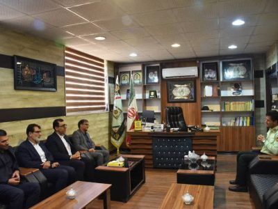 نشست هم‌اندیشی مدیرکل صمت فارس و سرپرست پلیس امنیت اقتصادی استان همزمان با هفته فراجا