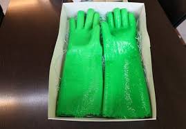 موفقیت شرکت توزیع نیروی برق شیراز در ساخت دستکش عایق فشار