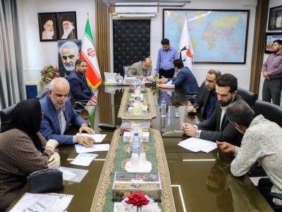 دیدار چهره به چهره مدیرکل بنیاد فارس با ۲۴ ایثارگر استان فارس