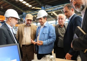 بازدید میدانی مدیرکل بازرسی وزارت صمت از شهرک صنعتی بزرگ شیراز برای بررسی روند تولید و حمایت از سرمایه‌گذاران