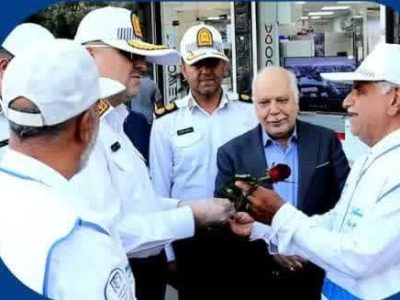 قدردانی از همیاران مهربان ترافیک در سه تقاطع پرتردد شیراز