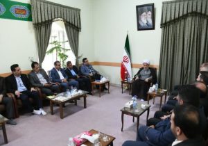 دیدار مدیر کل ورزش و جوانان استان فارس با امام جمعه شیراز