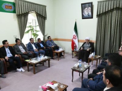 دیدار مدیر کل ورزش و جوانان استان فارس با امام جمعه شیراز